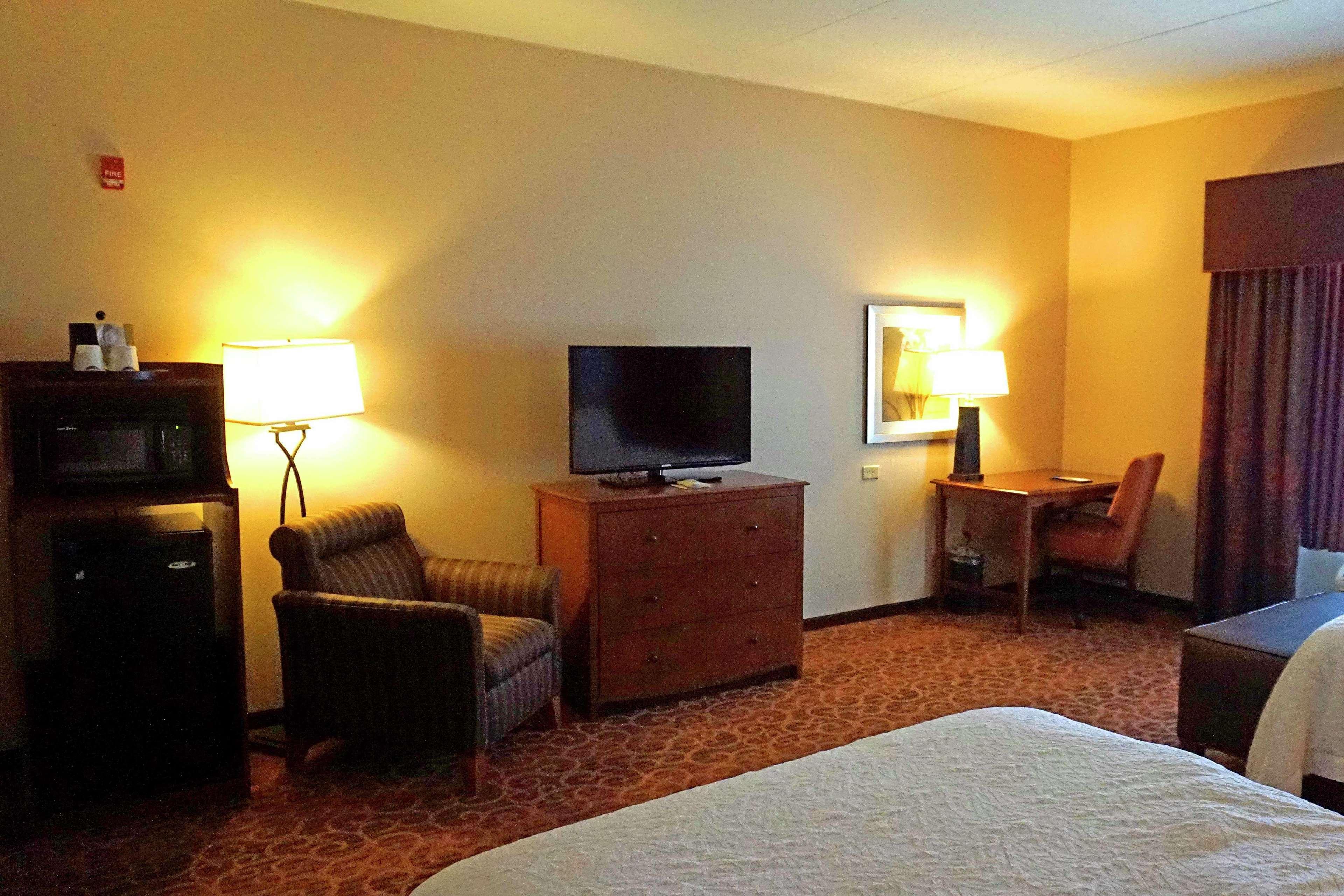Hotel Hampton 3*