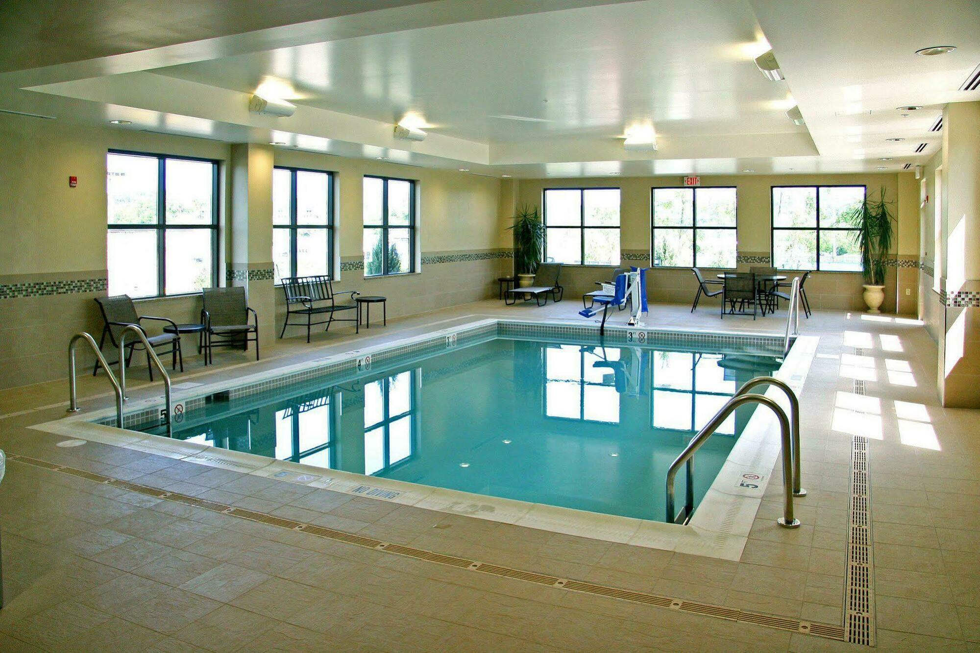 Hampton Hotel Waynesburg