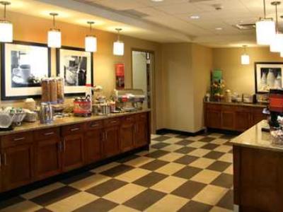 Hotel Hampton 3*