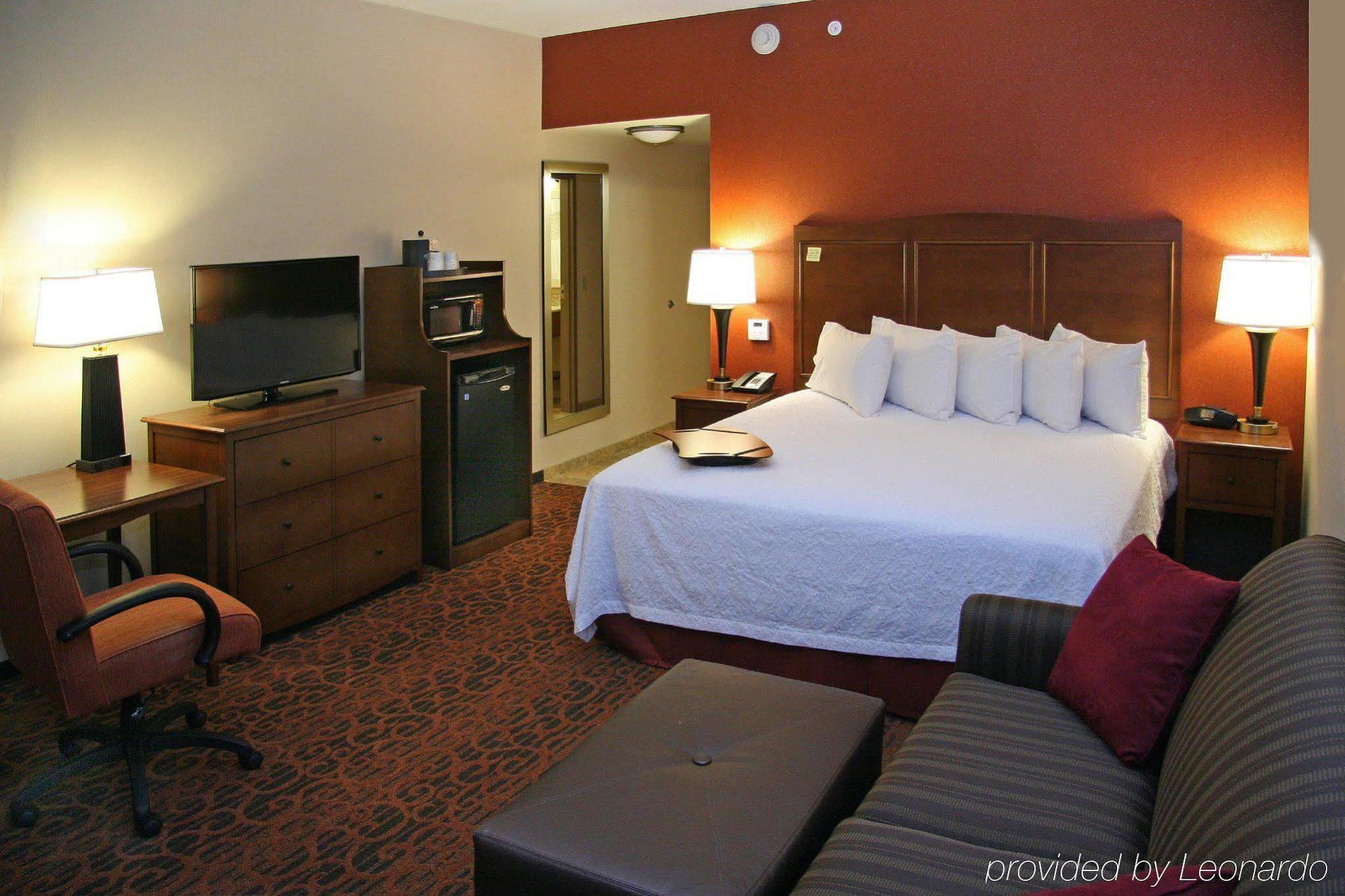 Hampton Hotel 3*
